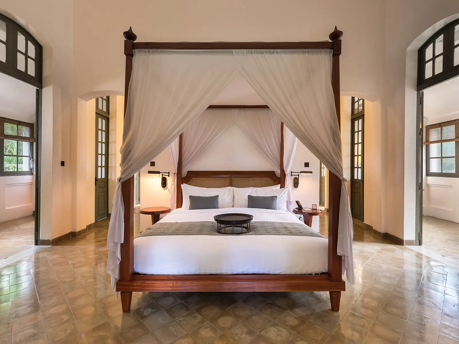 Noche en suite con desayuno para 2 — Hotel Miramar Bay